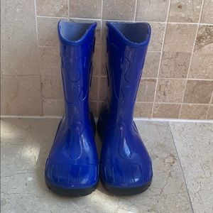 Toddler Skeeper brand rain boots